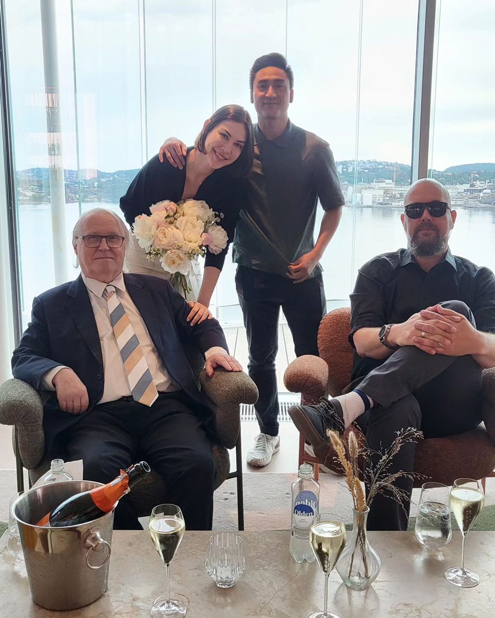 แมท ภีรนีย์ ไฮโซเฟม