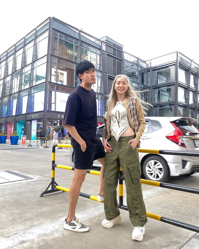 หน่อง ธนา, โฟร์ ศกลรัตน์