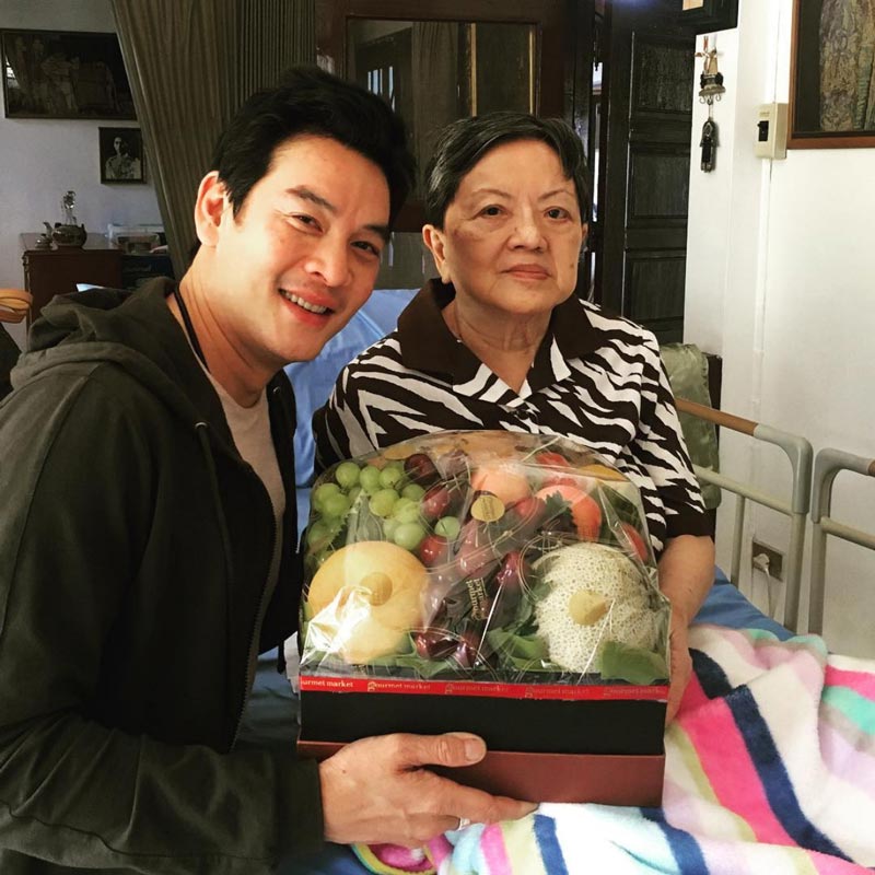 แม่ ชาคริต แย้มนาม เสียชีวิต