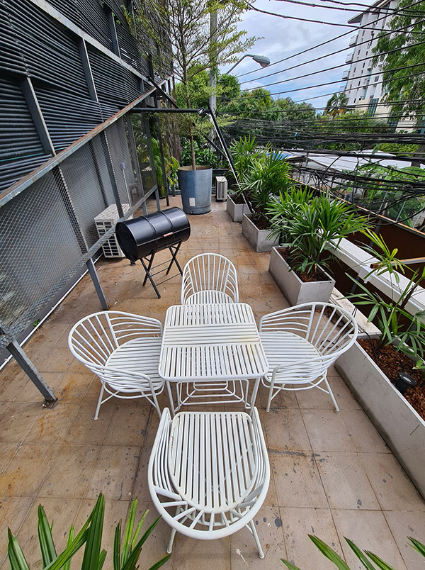 Hand Hotel ที่พักบางแสน