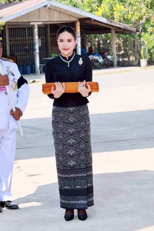 ท่านผู้หญิงอรอนงค์ ปิยนาฏวชิรพัทธ์