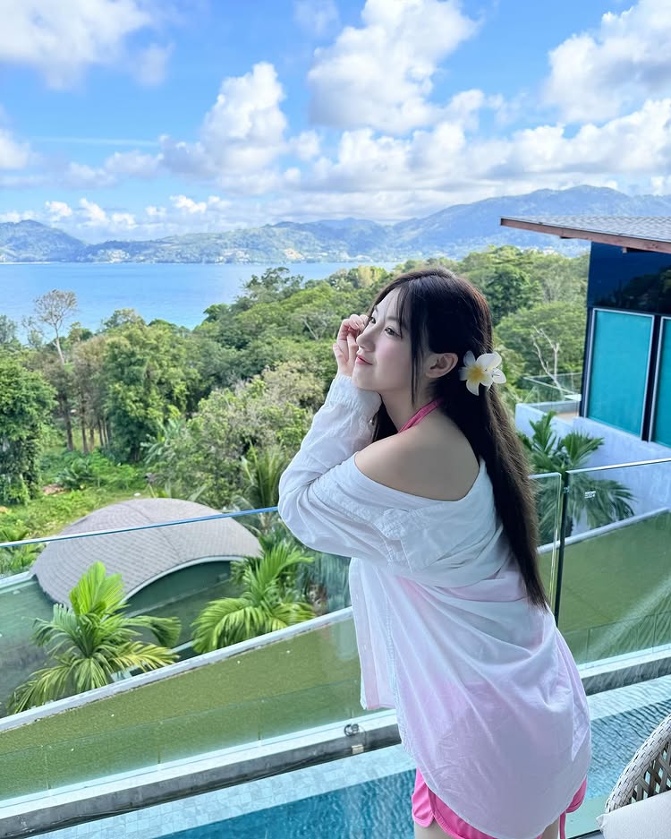 แชมพู CGM48 ไอดอลสุดน่ารัก เสิร์ฟความสดใสซาบซ่า