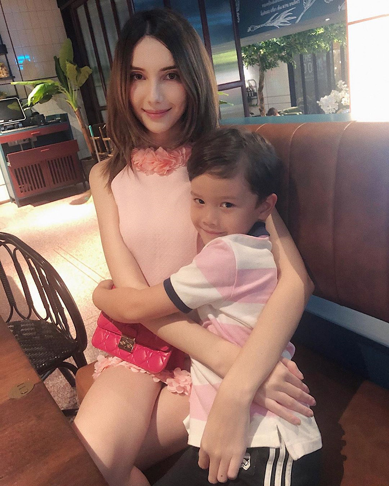 ซาร่า คาซิงกินี - น้องแม็กซ์เวลล์ 