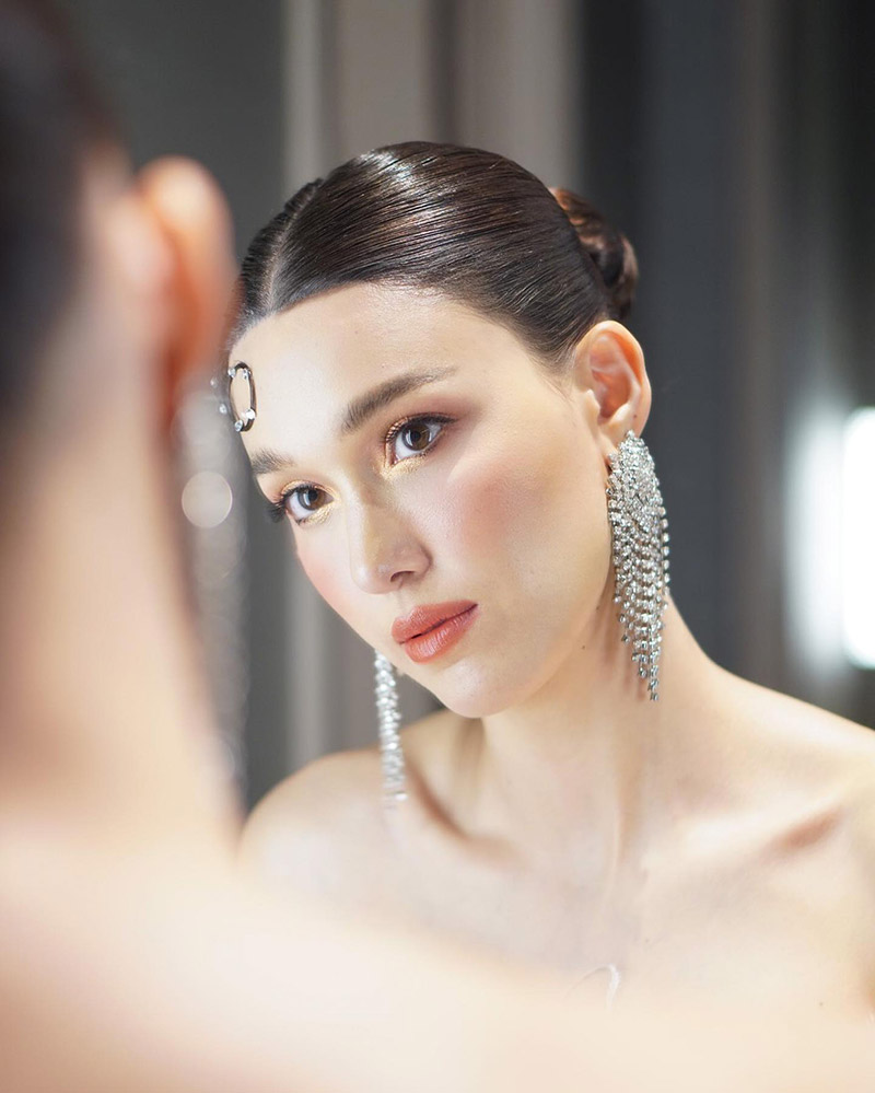 แจ็คกี้ ชาเคอลีน