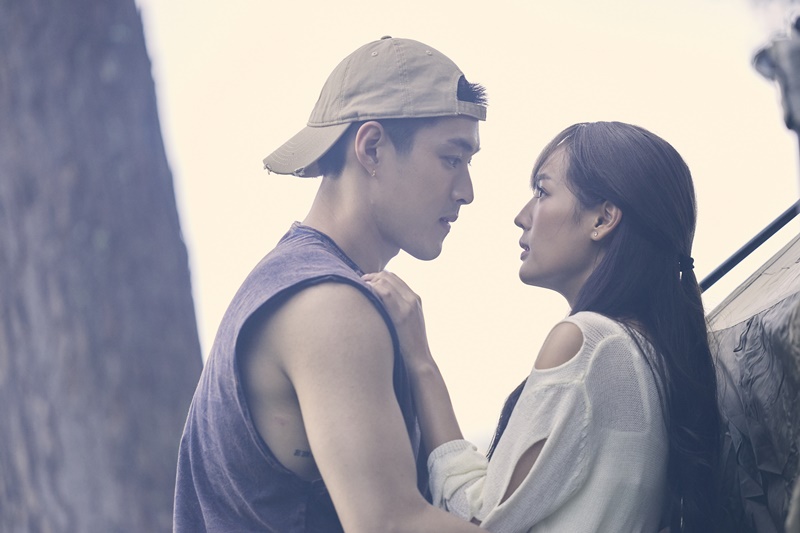 รักหักหลัง นักแสดง