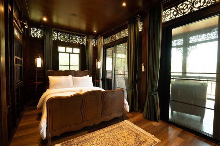 บ้านไม้โบราณ