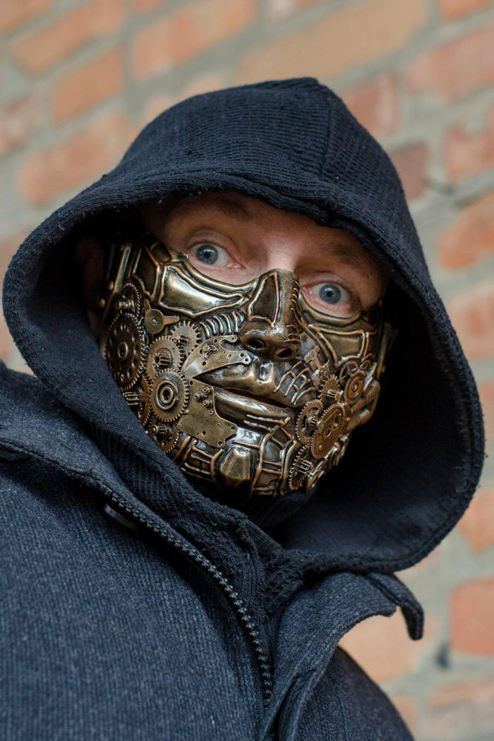 ศิลปินยูเครน หน้ากากสตีมพังค์