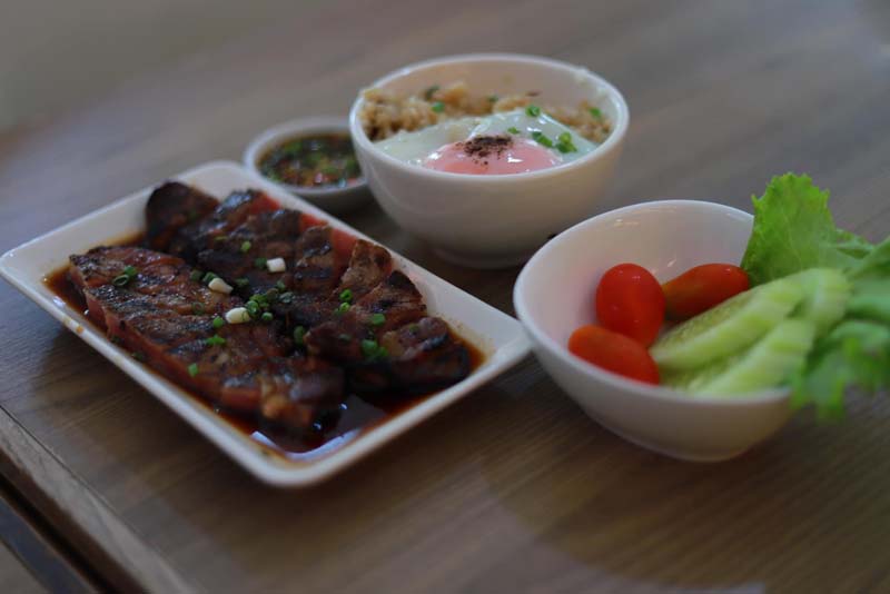 ร้านทองเนื้อเก้า  