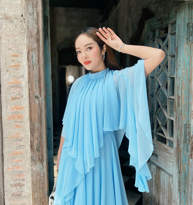 แก้มบุ๋ม