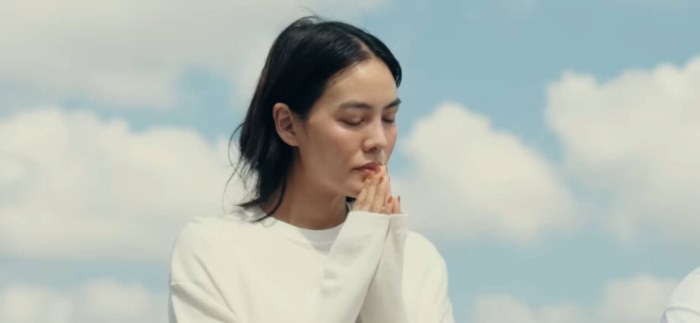 เจนี่ เทียนโพธิ์สุวรรณ บวชสามเณรีที่ศรีลังกา