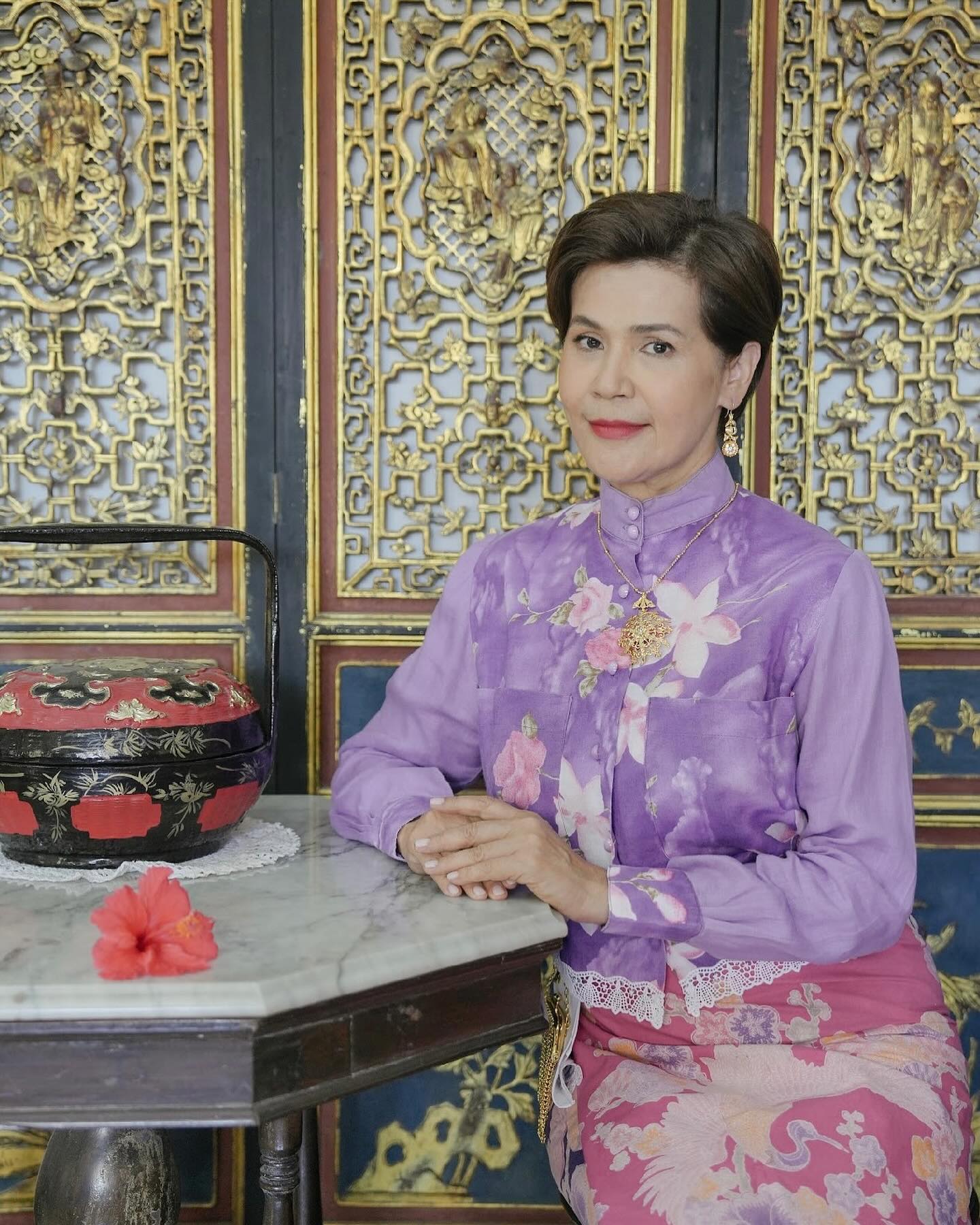 จอนนี่ นก จริยา