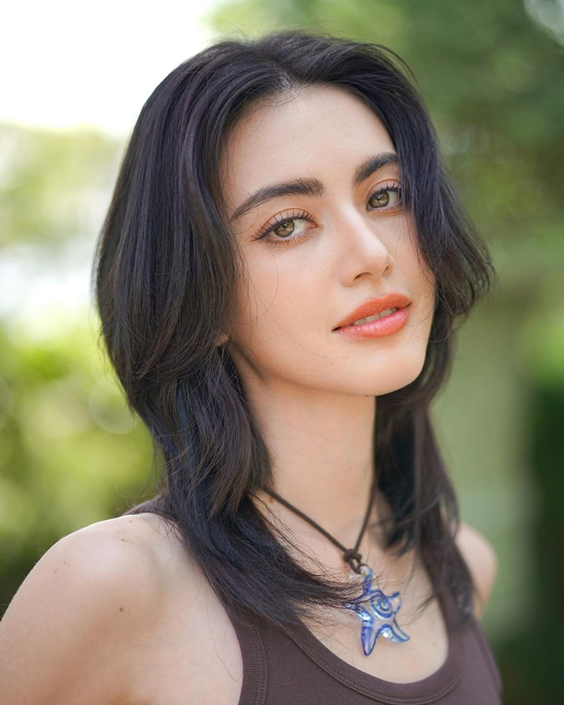 ใหม่ ดาวิกา