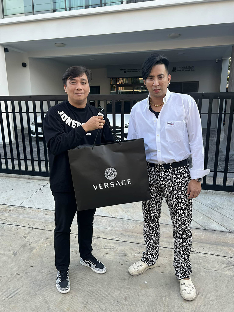 เหน่ง เหม่งจ๋าย 