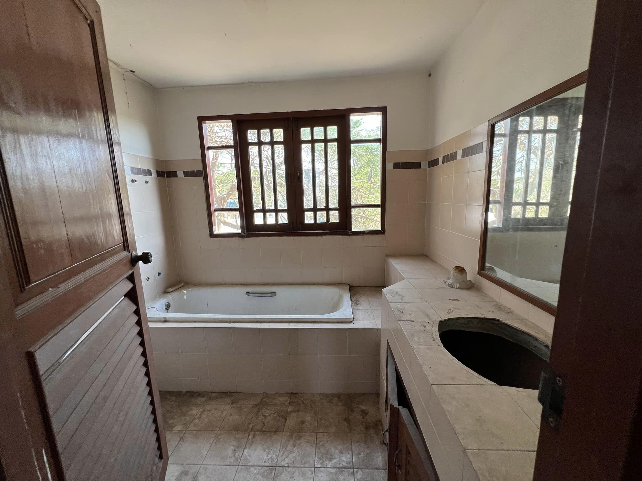 ซื้อบ้านเก่า