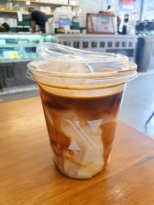 ร้านกาแฟสายไหม