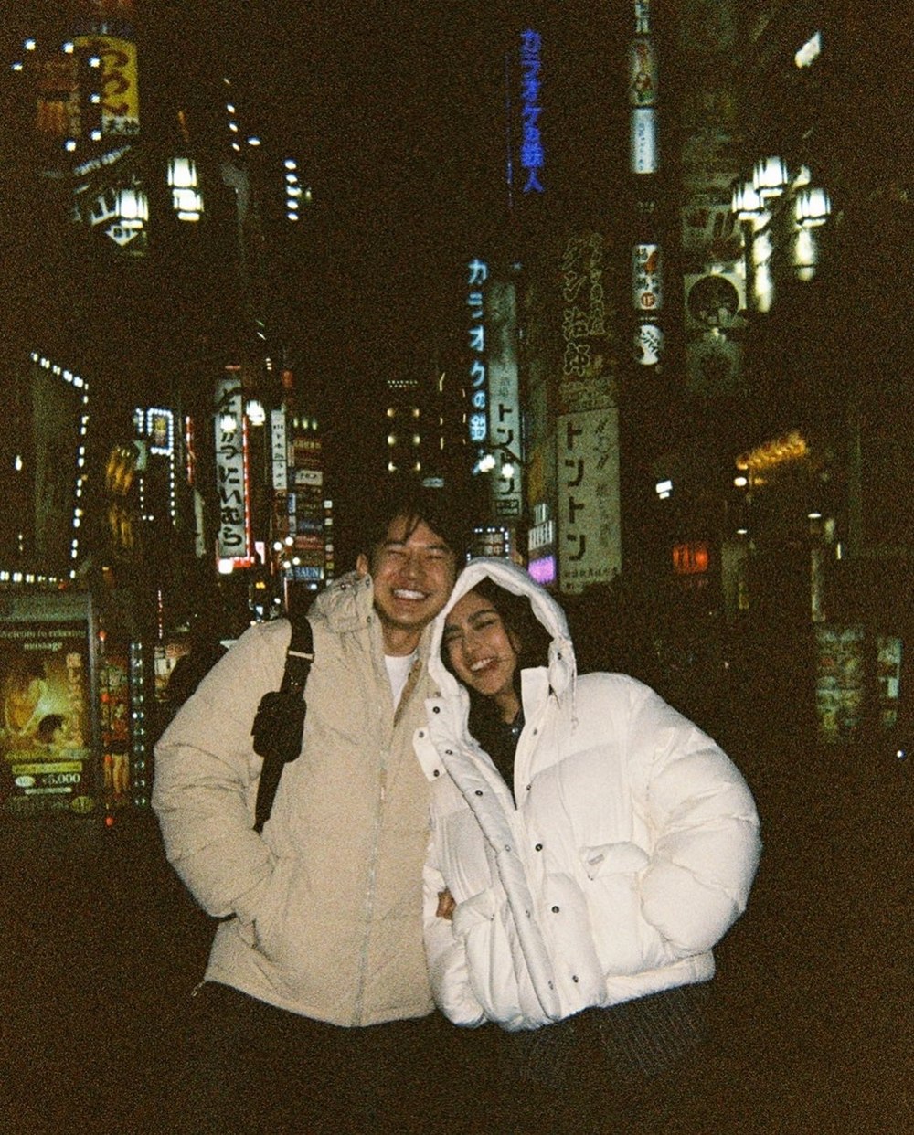 ก้อย อรัชพร โพสต์ภาพคู่หนุ่มรับวาเลนไทน์ แฟน ๆ กรี๊ดลั่นเปิดตัวแฟนใหม่เหรอ