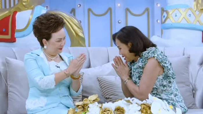 คุณย่าอุไรวรรณ คุณยายหนิง