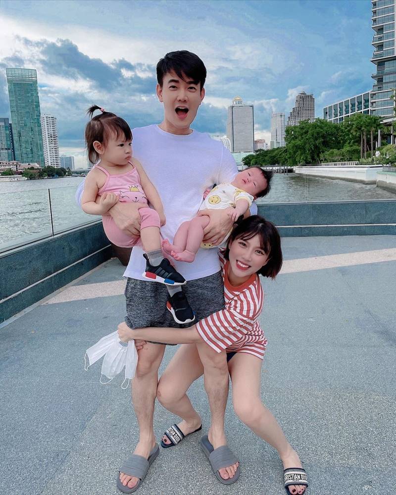 แอปเปิ้ล สีสะเหงียน, ฟลุค จิระ