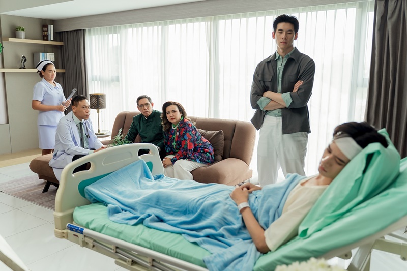 โปตัวปลอม เรื่องย่อ Me and Who ซีรีส์วาย