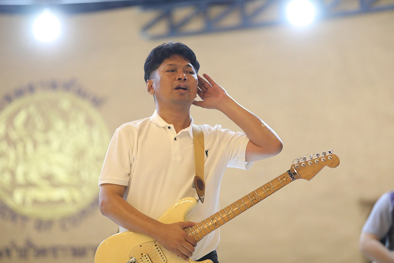 เสก โลโซ