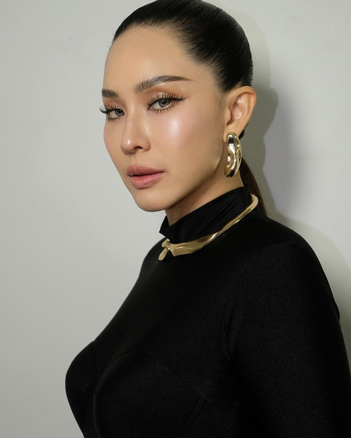 นุ้ย สุจิรา 