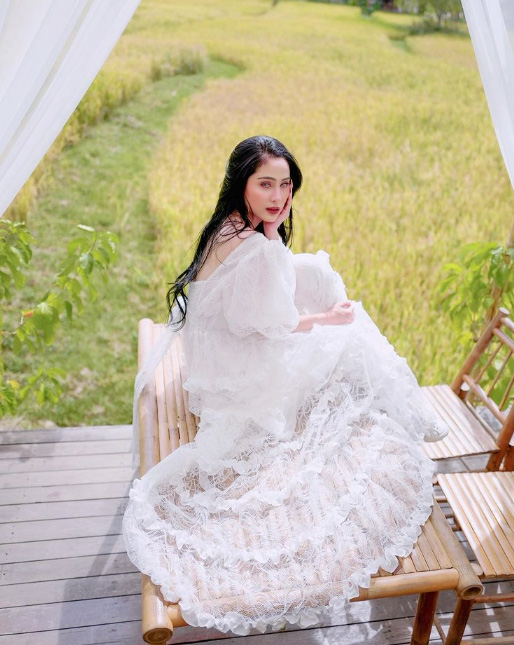 ขวัญ อุษามณี