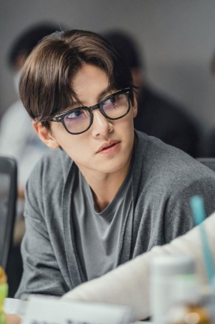 จีชางอุค ji changwook