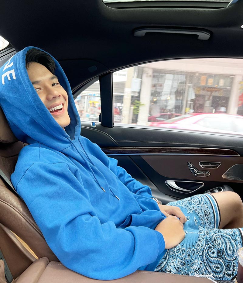 นิกกี้ ณฉัตร