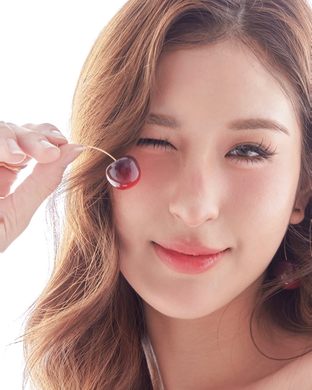 มิย่า ทองเจือ