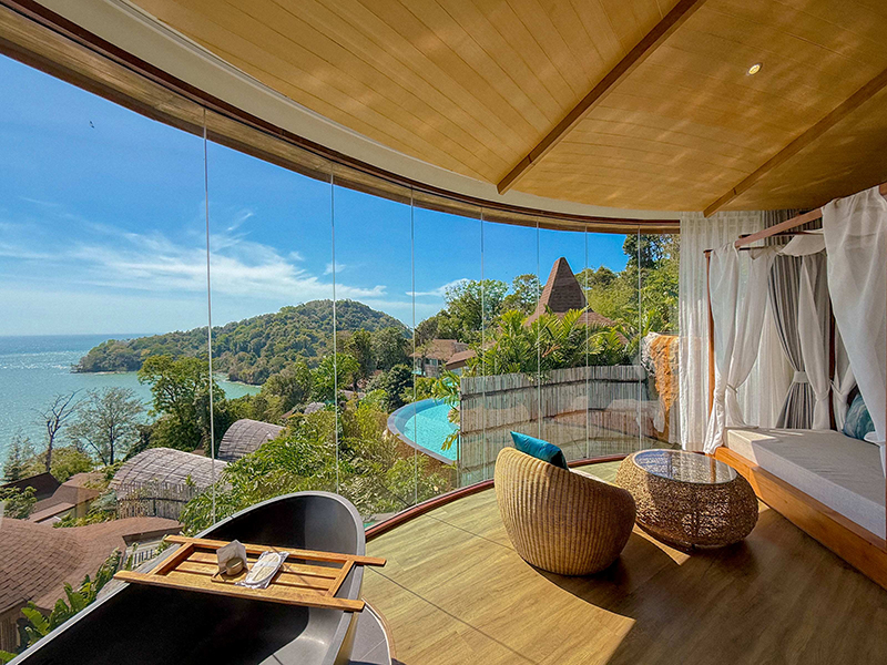 Sinae Phuket Luxury Hotel