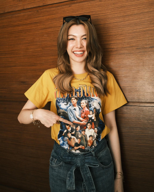 ส่องภาพอดีต-ปัจจุบัน ออม กรณ์นภัส นางเอกหน้าหมวย ยิ่งโตยิ่งสวย ออร่าพุ่งแรง