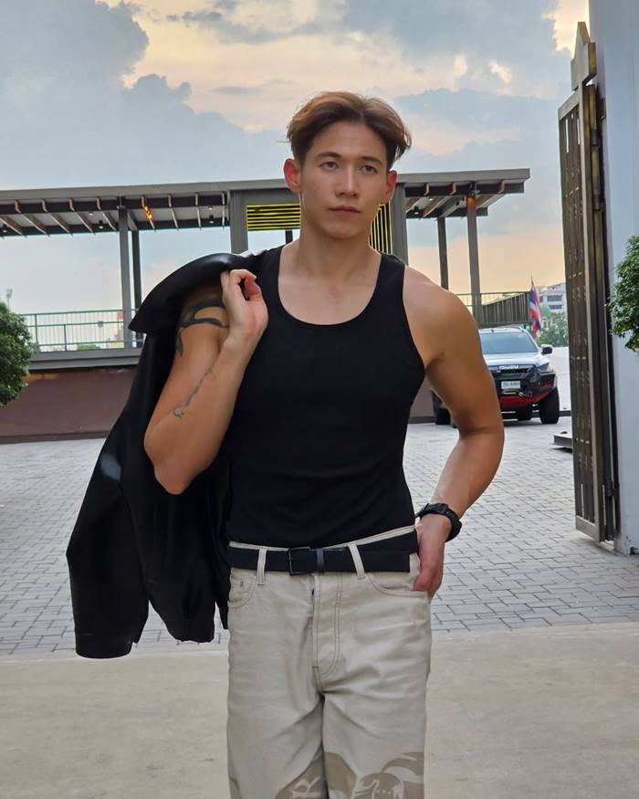  เหว่ง เทพลีลา
