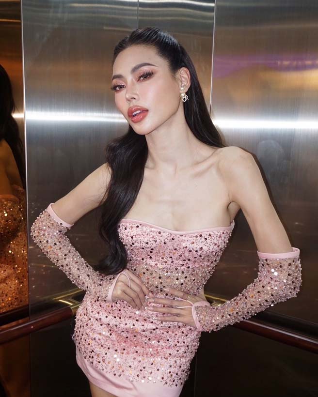 กชเบล ศรัณย์รัชต์ ตัวเต็งมิสแกรนด์ไทยแลนด์ 2025 อวดหุ่นปัง ในชุดว่ายน้ำ