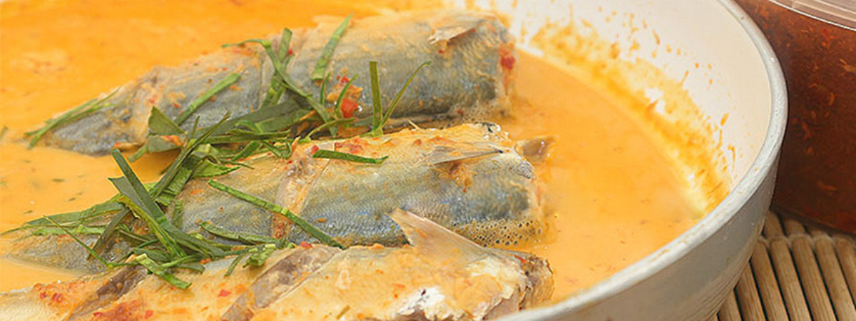 ฉู่ฉี่ปลาทูสด จานอร่อยทำง่ายใช้พริกแกงสำเร็จรูป