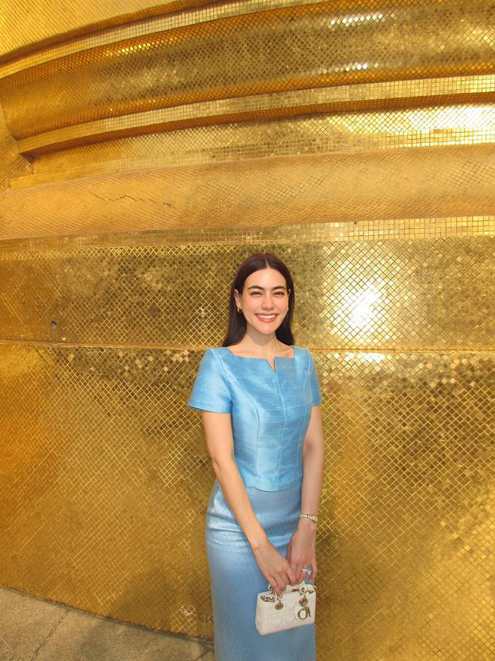  คิมเบอร์ลี่ สวยสง่าในชุดไทยเรียบหรูดูแพง