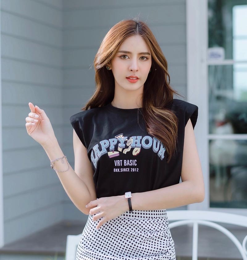 อาย ปรียานัฐ