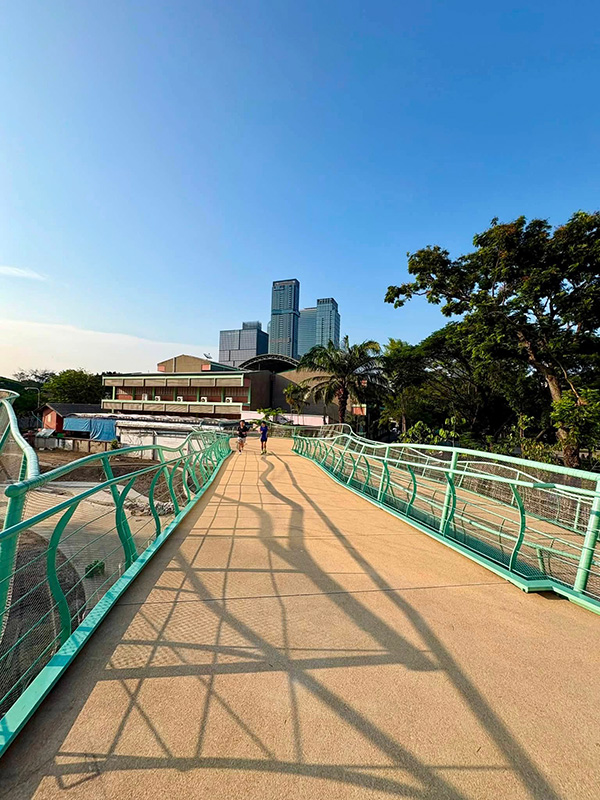 สะพานเขียวเชื่อมลุมพินี-เบญจกิติ
