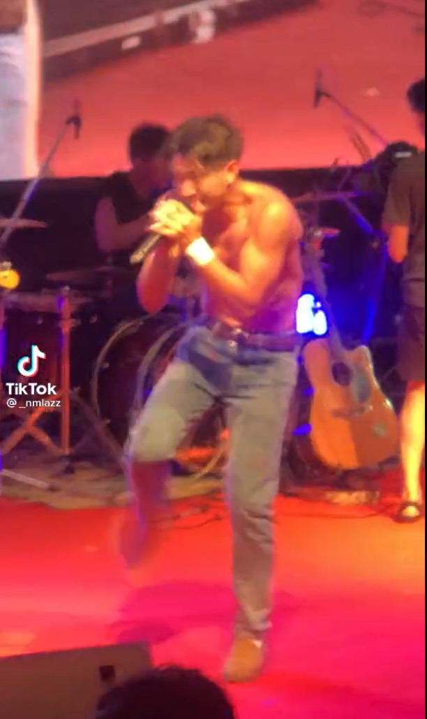 ท่าเต้นโตโน่