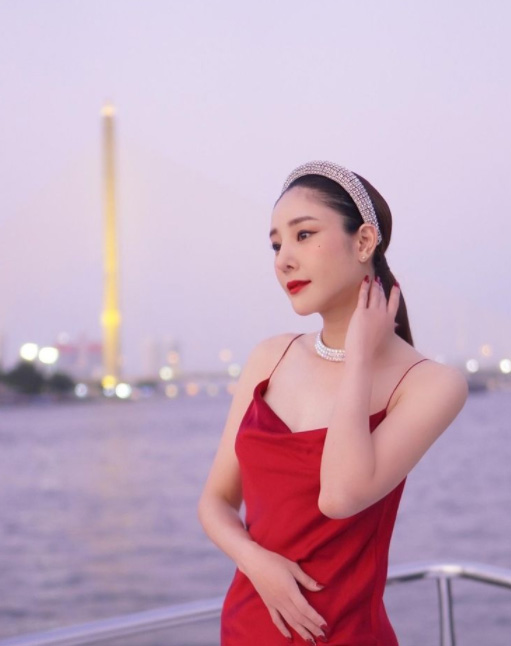 ดาราไทย