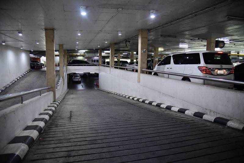 ชี้เป้าที่จอดรถย่านพระนคร กทม.