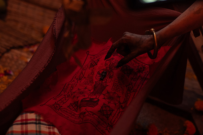 หนัง แม่ซื้อ (Host) ภาพตัวอย่าง