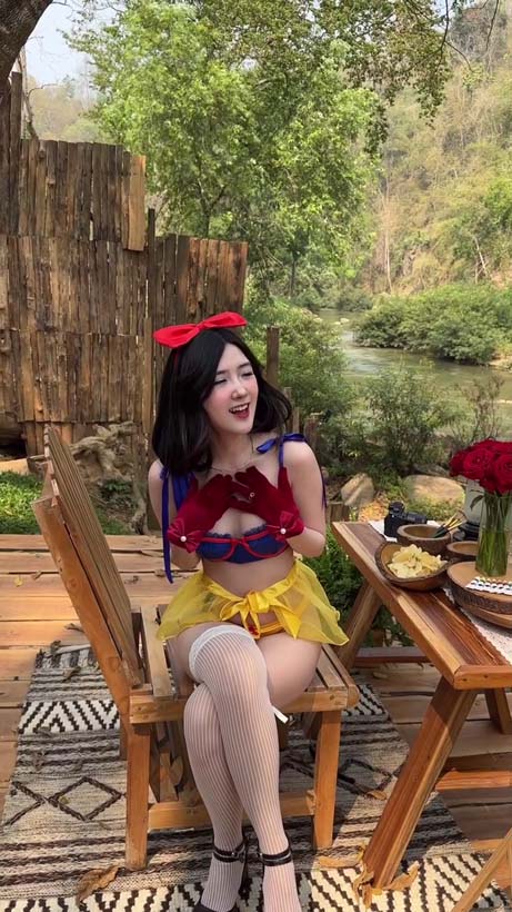 เบียร์ เดอะวอยซ์ แปลงโฉมเป็นสโนว์ไวท์ เวอร์ชั่นเซ็กซี่