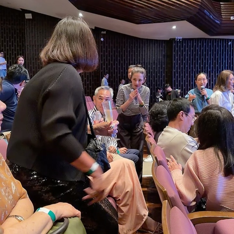 บอย ถกลเกียรติ