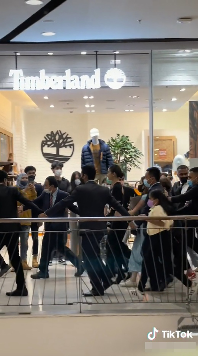 อิงฟ้า วราหะ