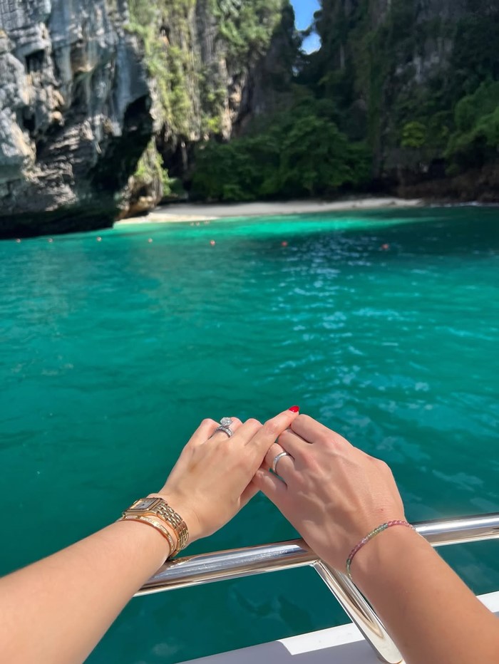  คิมเบอร์ลี่ - หมาก ปริญ โชว์หวานทริปทะเลกระบี่ 