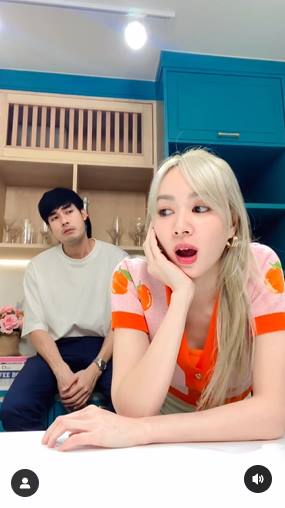 โฟร์ ศกลรัตน์ หน่อง ธนา