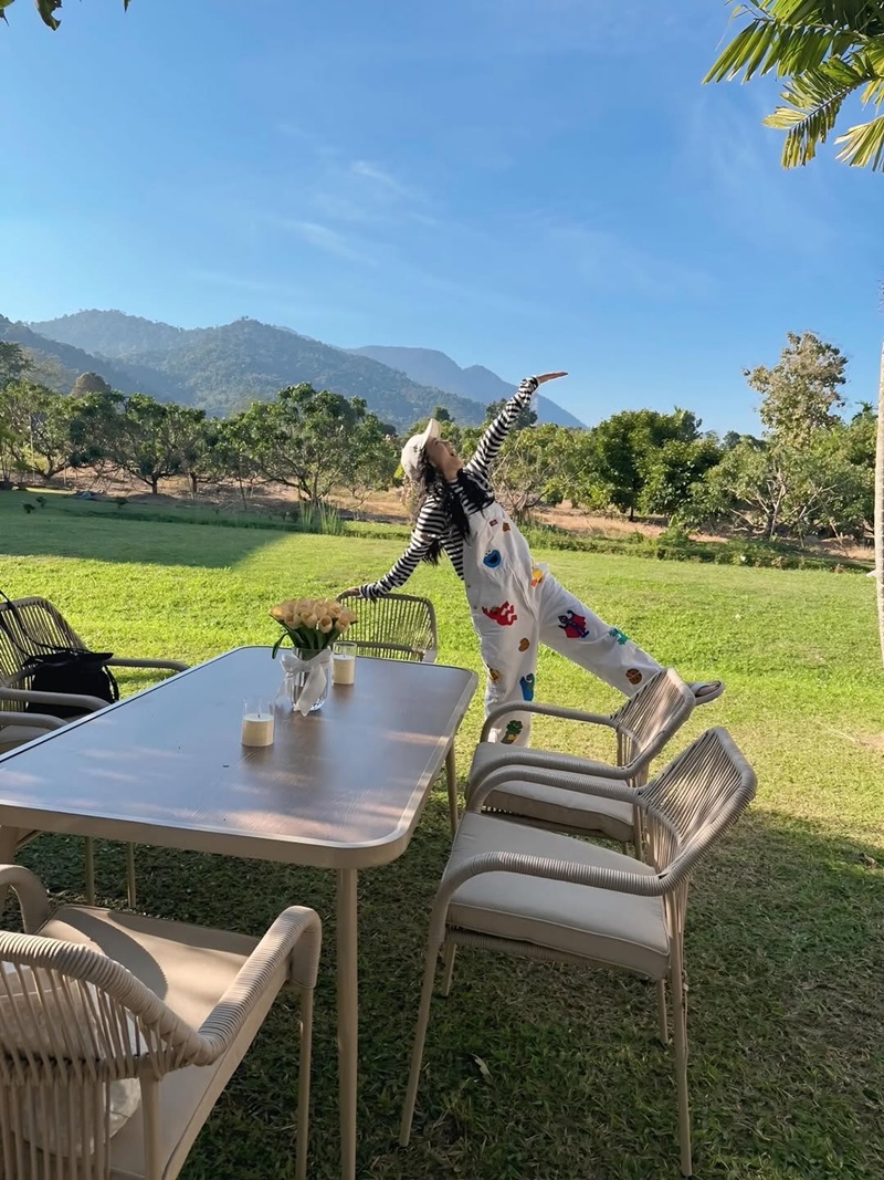 เมย์ เฟื่องอารมย์