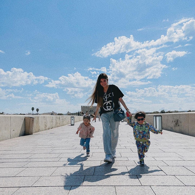 มาร์กี้ ราศรี ชุดว่ายน้ำ