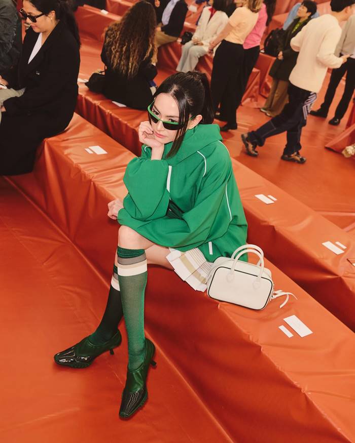 ใหม่ ดาวิกา