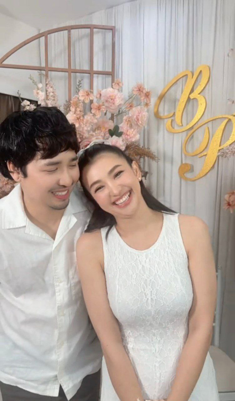 หนูเล็ก บลูเบอร์รี่ จัดงานแต่งกับสามี บอย